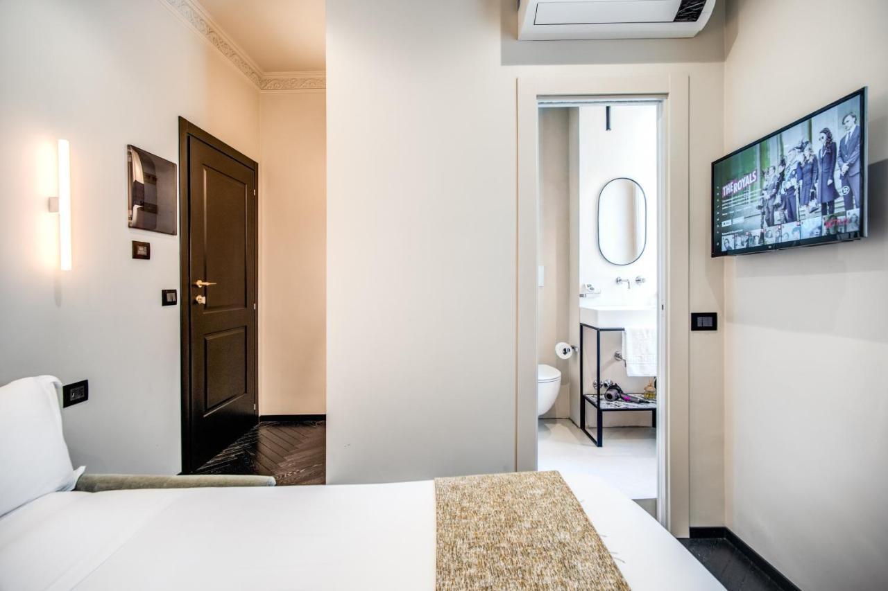 Отель The Couper Colonna Рим Экстерьер фото